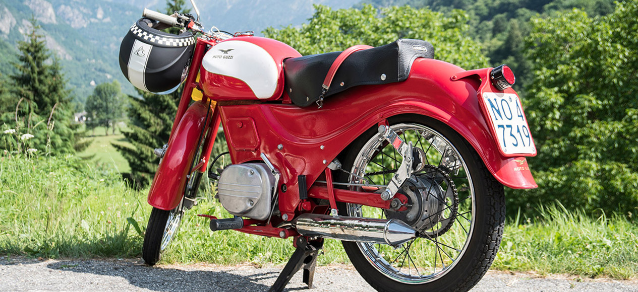 motocicleta clasică Guzzi